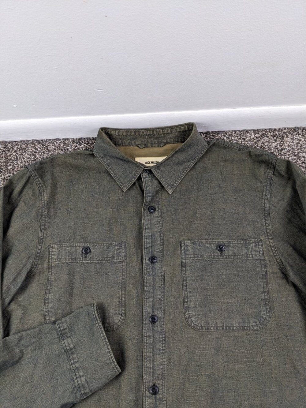 Buck Mason Shirt Tahoe Chambray Work Long Sleeve Button Up Green Mens Medium